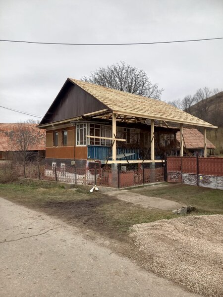 Acoperis sigur pentru casa ta – lucrari profesionale